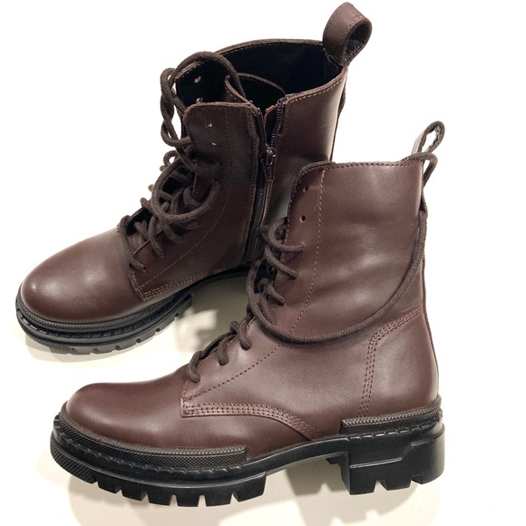 STEVE MADDEN Leather Boot - Picture 3 of 9